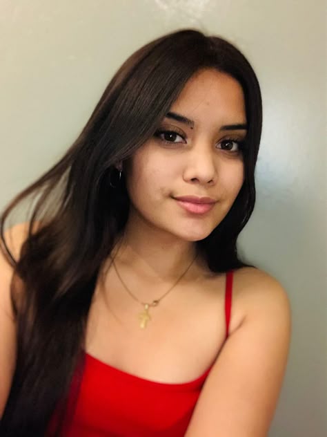 <em>Victoria P.</em>