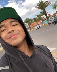 <em>Santiago R.</em>